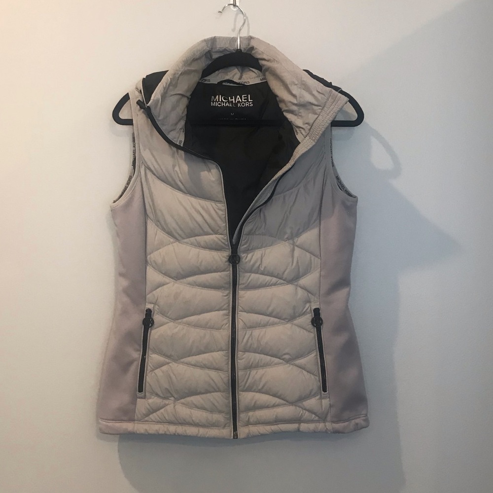 Michael Kors Hooded Puffer Vest
